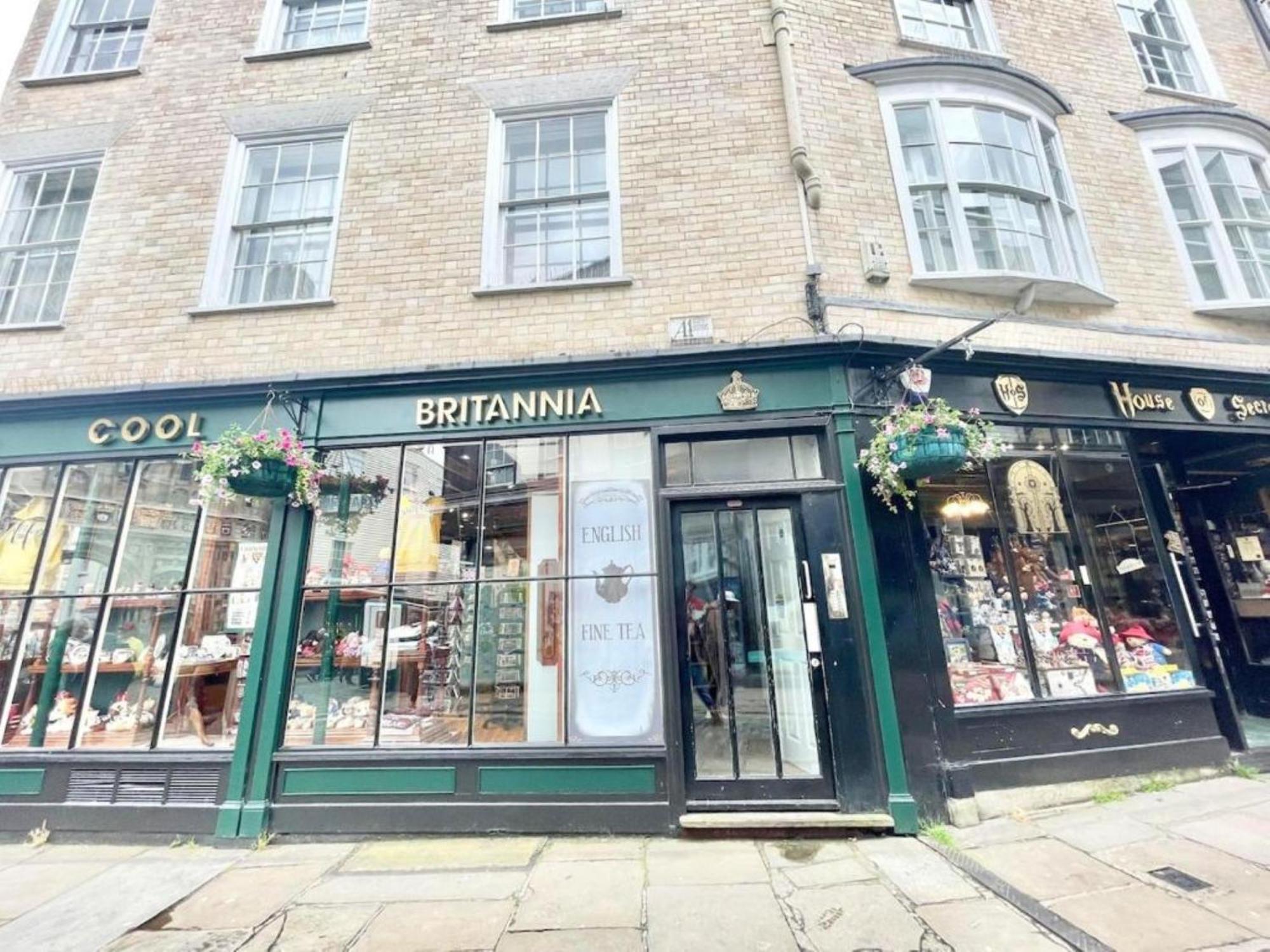 Spacious Period Near Centre & Cathedral Holiday home *